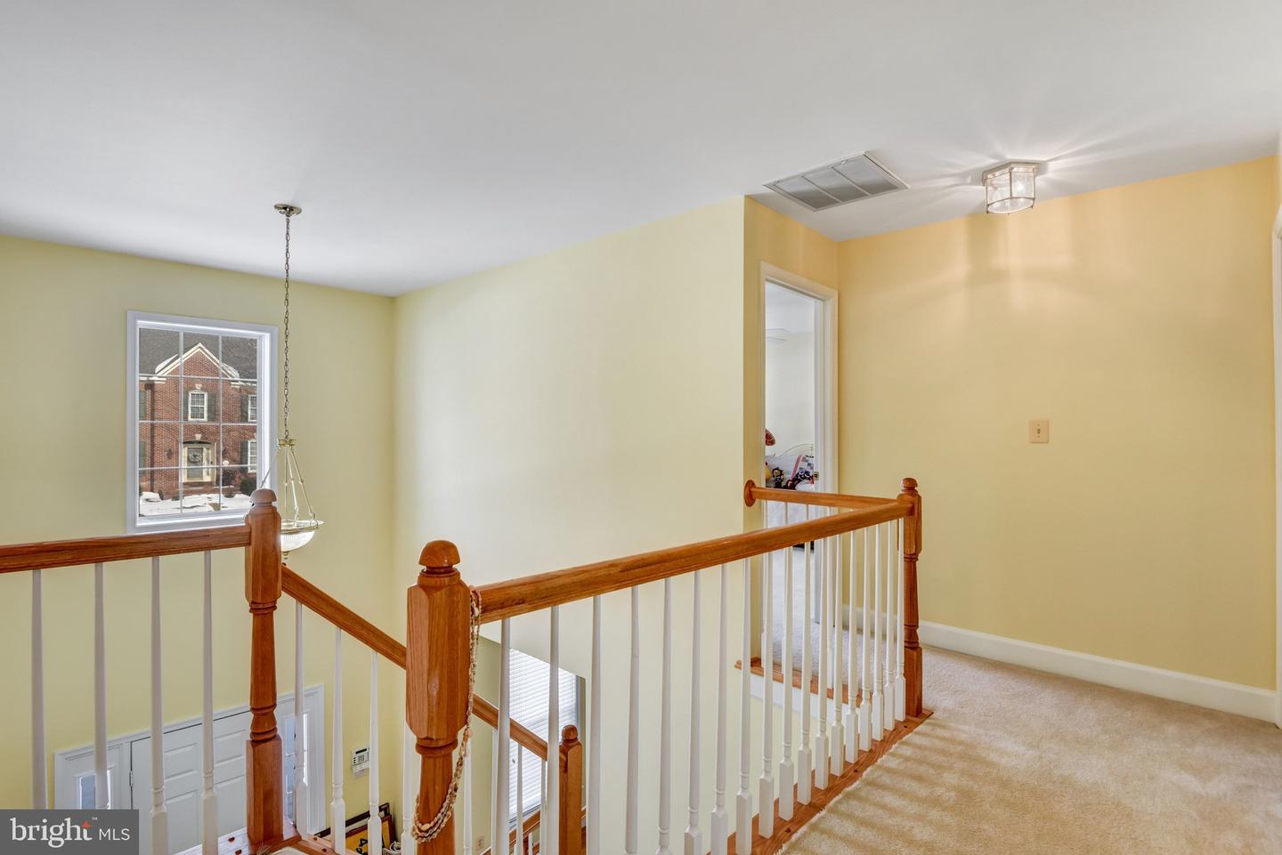 14237 CLUBHOUSE RD, GAINESVILLE, Virginia 20155, 4 Bedrooms Bedrooms, ,3 BathroomsBathrooms,Residential,For sale,14237 CLUBHOUSE RD,VAPW2111416 MLS # VAPW2111416