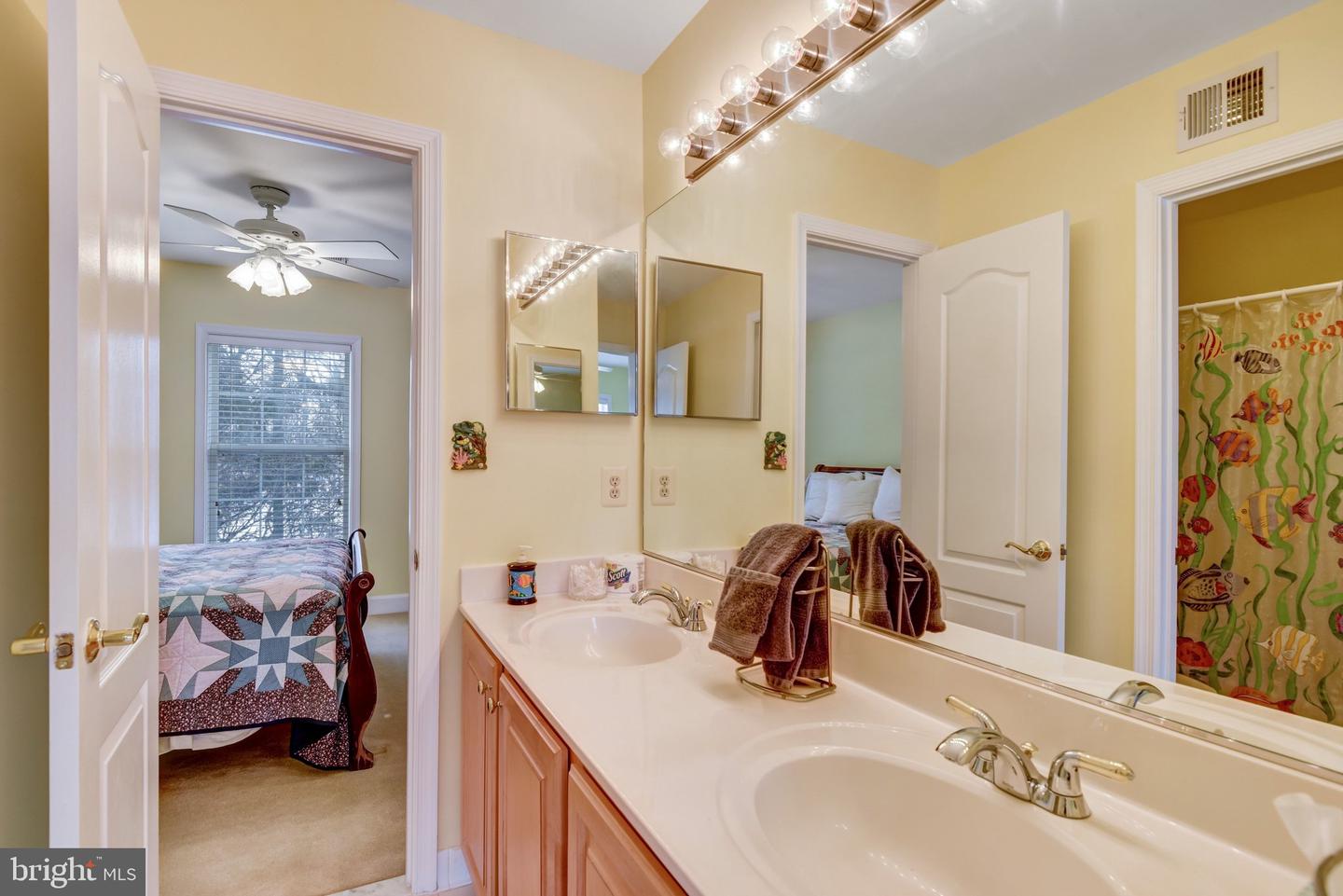 14237 CLUBHOUSE RD, GAINESVILLE, Virginia 20155, 4 Bedrooms Bedrooms, ,3 BathroomsBathrooms,Residential,For sale,14237 CLUBHOUSE RD,VAPW2111416 MLS # VAPW2111416