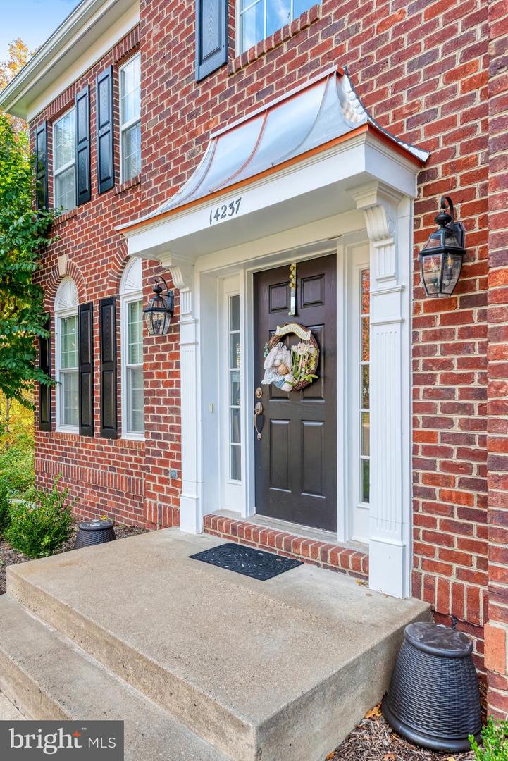 14237 CLUBHOUSE RD, GAINESVILLE, Virginia 20155, 4 Bedrooms Bedrooms, ,3 BathroomsBathrooms,Residential,For sale,14237 CLUBHOUSE RD,VAPW2111416 MLS # VAPW2111416