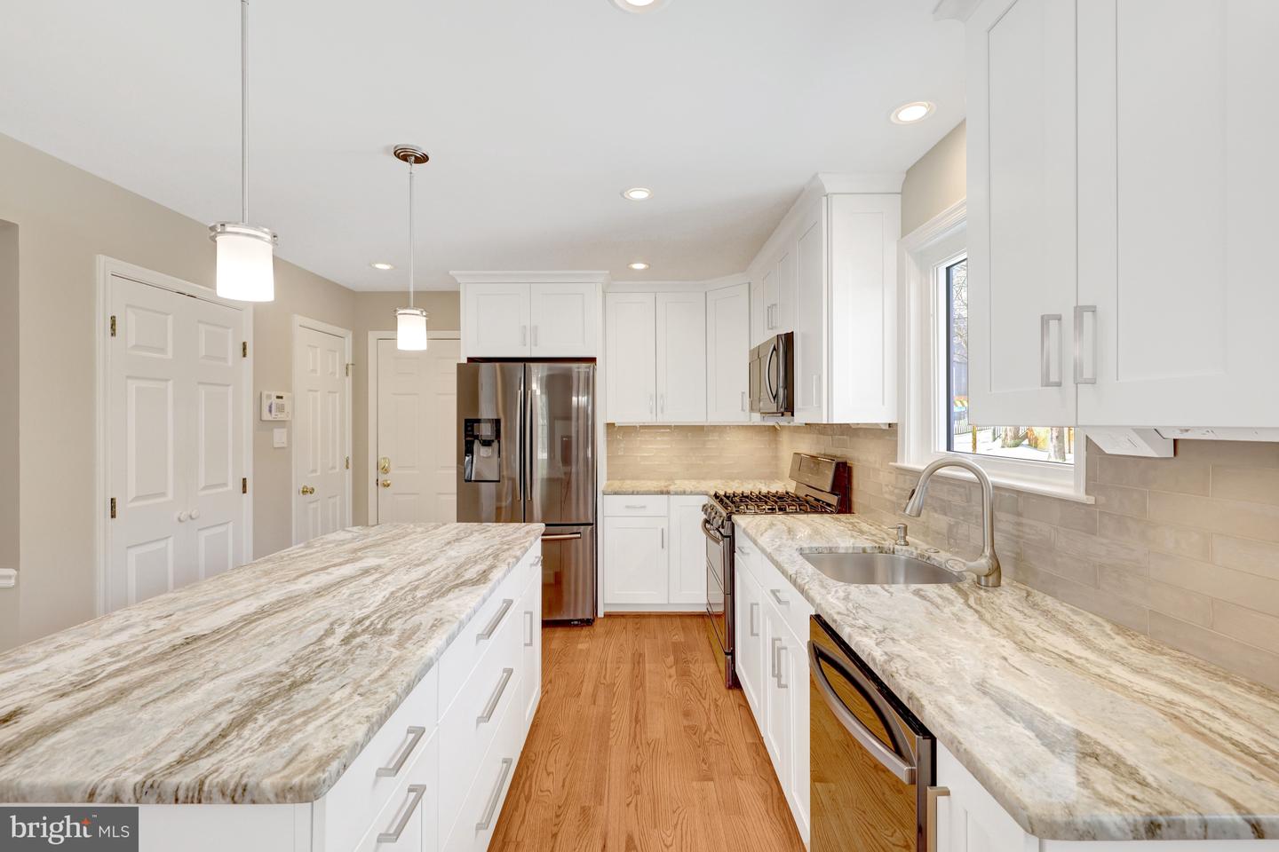 1502 KINGS VALLEY CT, HERNDON, Virginia 20170, 4 Bedrooms Bedrooms, ,3 BathroomsBathrooms,Residential,For sale,1502 KINGS VALLEY CT,VAFX2287900 MLS # VAFX2287900