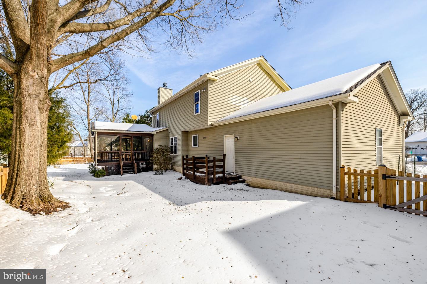 1502 KINGS VALLEY CT, HERNDON, Virginia 20170, 4 Bedrooms Bedrooms, ,3 BathroomsBathrooms,Residential,For sale,1502 KINGS VALLEY CT,VAFX2287900 MLS # VAFX2287900