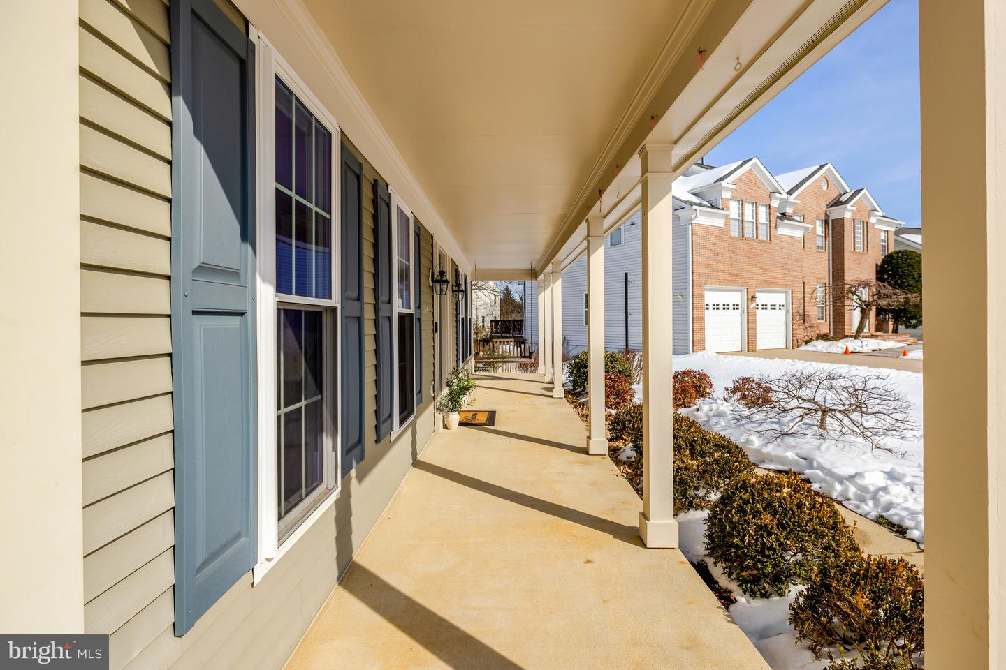 1502 KINGS VALLEY CT, HERNDON, Virginia 20170, 4 Bedrooms Bedrooms, ,3 BathroomsBathrooms,Residential,For sale,1502 KINGS VALLEY CT,VAFX2287900 MLS # VAFX2287900