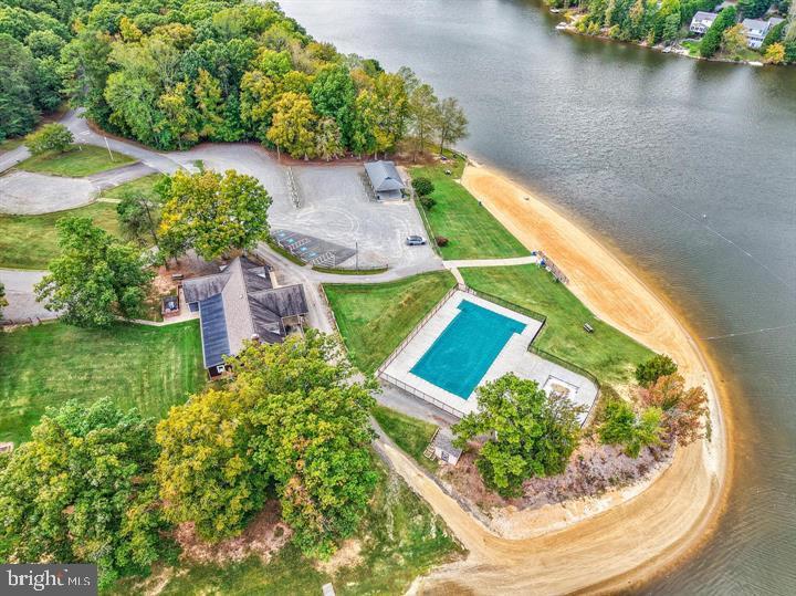 902 JONES DR, RUTHER GLEN, Virginia 22546, 2 Bedrooms Bedrooms, 6 Rooms Rooms,1 BathroomBathrooms,Residential,For sale,902 JONES DR,VACV2009448 MLS # VACV2009448