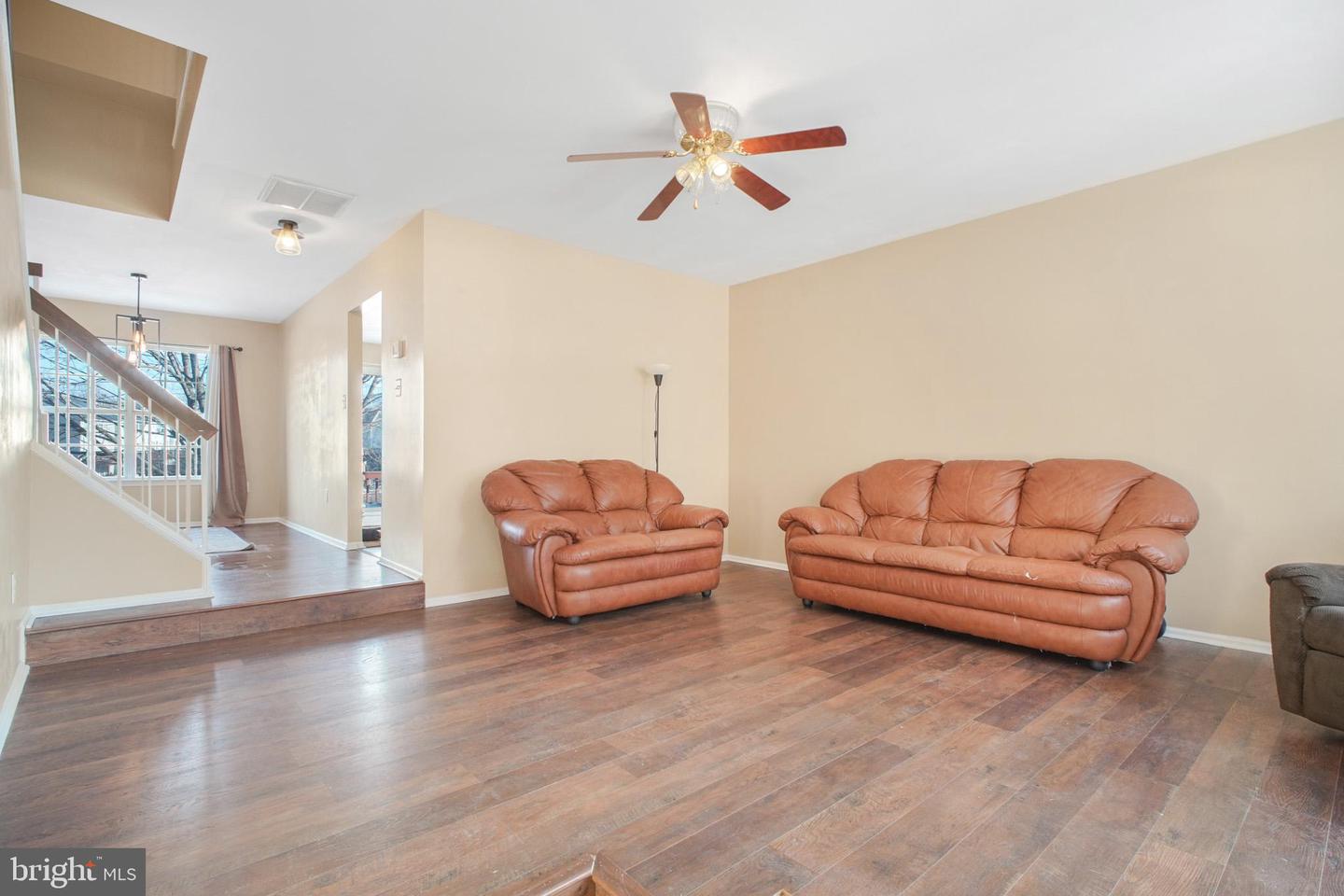 213 LAKEVIEW CT, STAFFORD, Virginia 22554, 3 Bedrooms Bedrooms, ,2 BathroomsBathrooms,Residential,For sale,213 LAKEVIEW CT,VAST2045570 MLS # VAST2045570