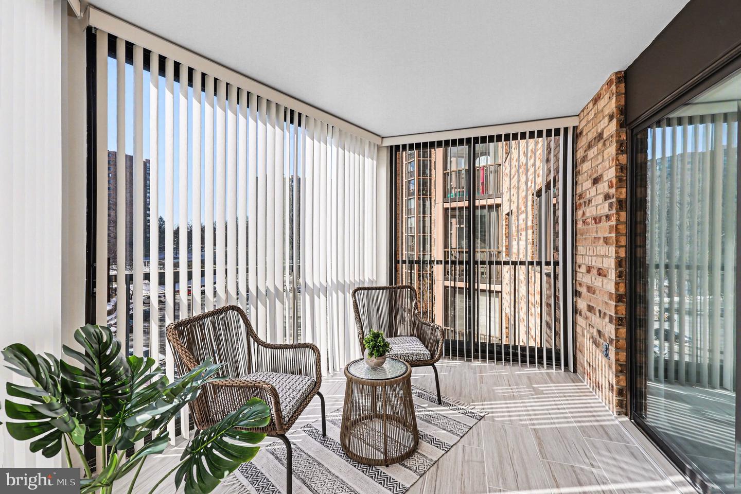 5903 MOUNT EAGLE DR #511, ALEXANDRIA, Virginia 22303, 2 Bedrooms Bedrooms, ,1 BathroomBathrooms,Residential,For sale,5903 MOUNT EAGLE DR #511,VAFX2287952 MLS # VAFX2287952