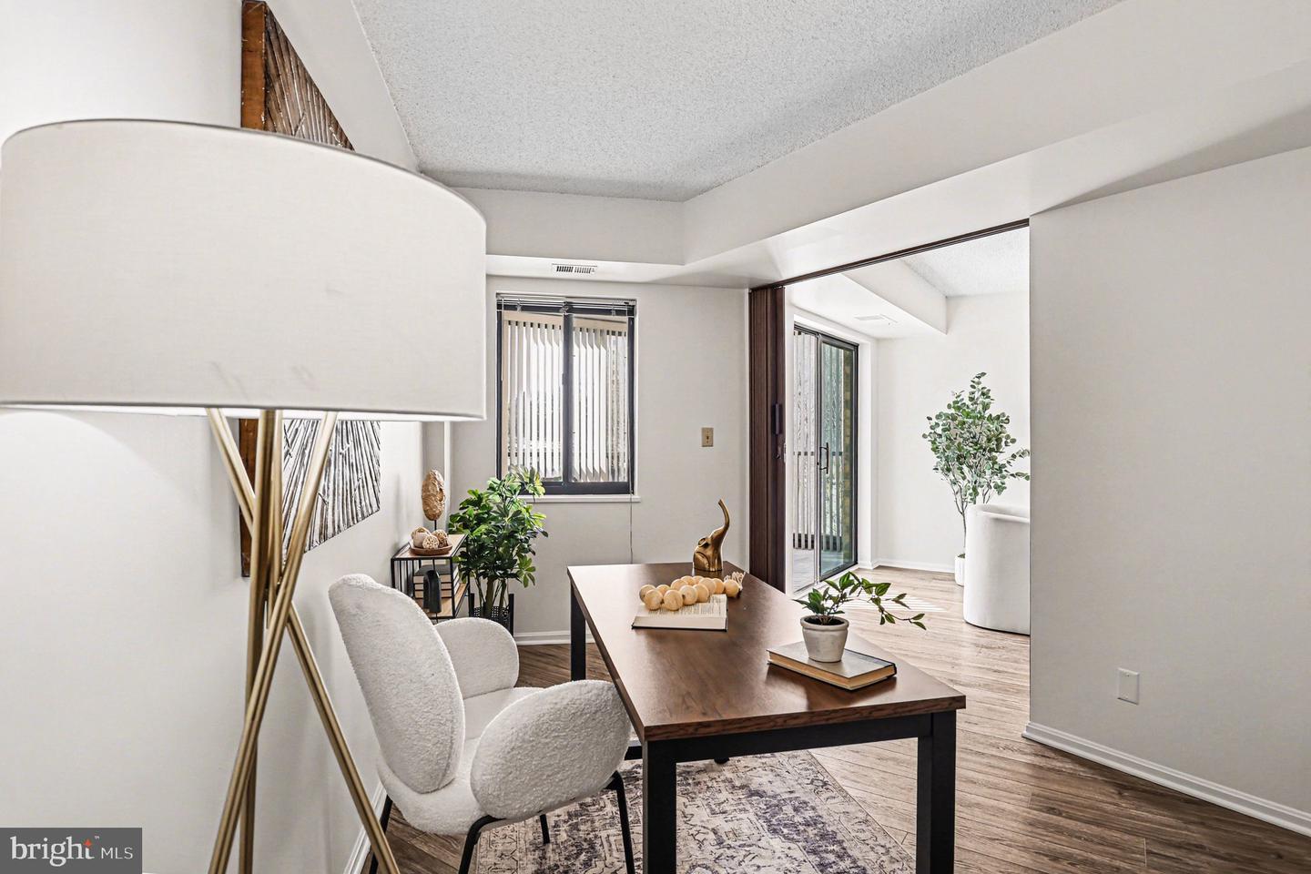 5903 MOUNT EAGLE DR #511, ALEXANDRIA, Virginia 22303, 2 Bedrooms Bedrooms, ,1 BathroomBathrooms,Residential,For sale,5903 MOUNT EAGLE DR #511,VAFX2287952 MLS # VAFX2287952