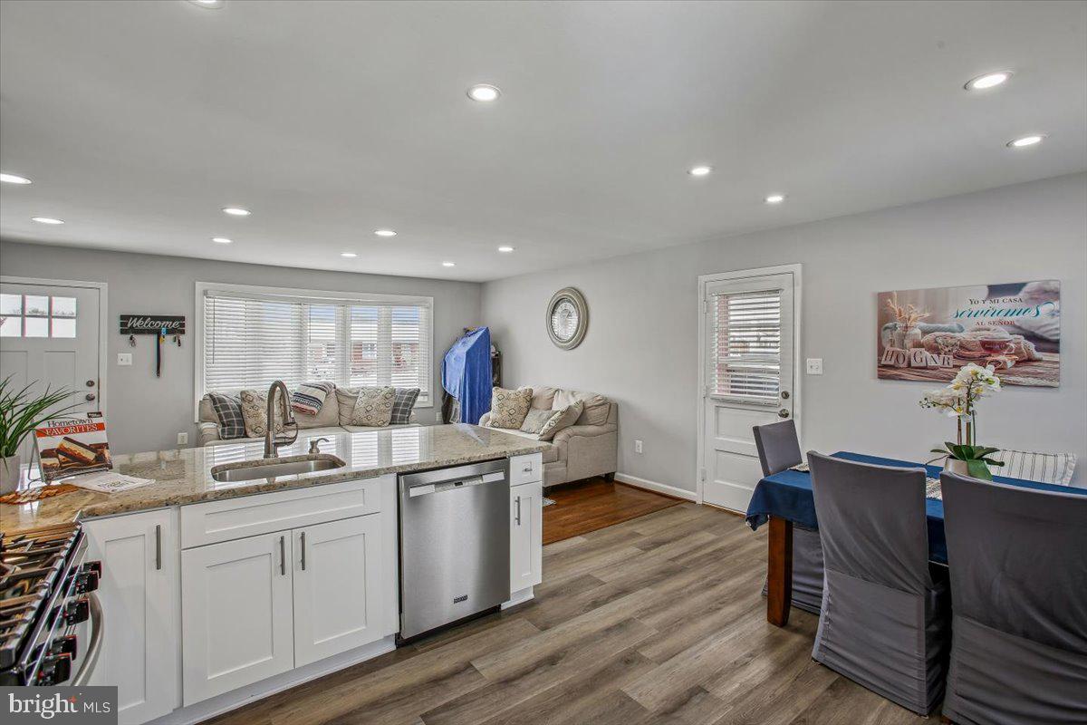 6916 RUSKIN ST, SPRINGFIELD, Virginia 22150, 5 Bedrooms Bedrooms, ,3 BathroomsBathrooms,Residential,For sale,6916 RUSKIN ST,VAFX2287988 MLS # VAFX2287988