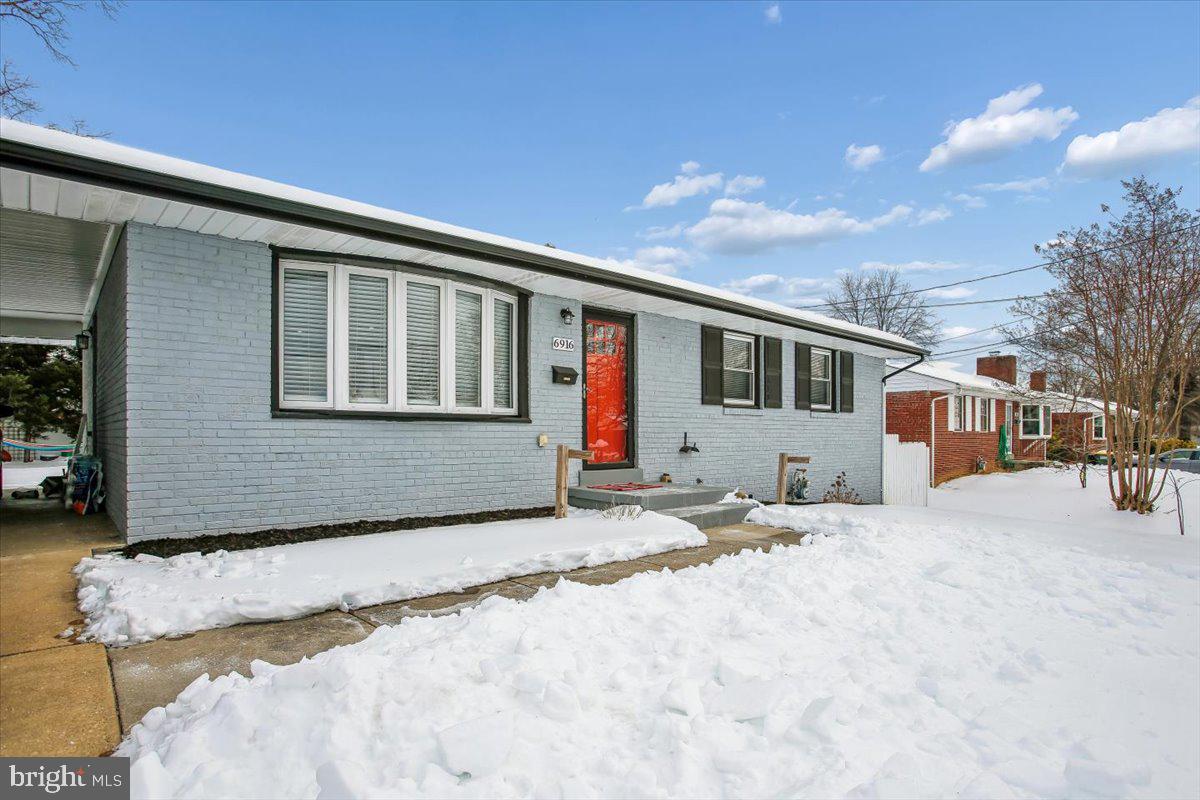 6916 RUSKIN ST, SPRINGFIELD, Virginia 22150, 5 Bedrooms Bedrooms, ,3 BathroomsBathrooms,Residential,For sale,6916 RUSKIN ST,VAFX2287988 MLS # VAFX2287988