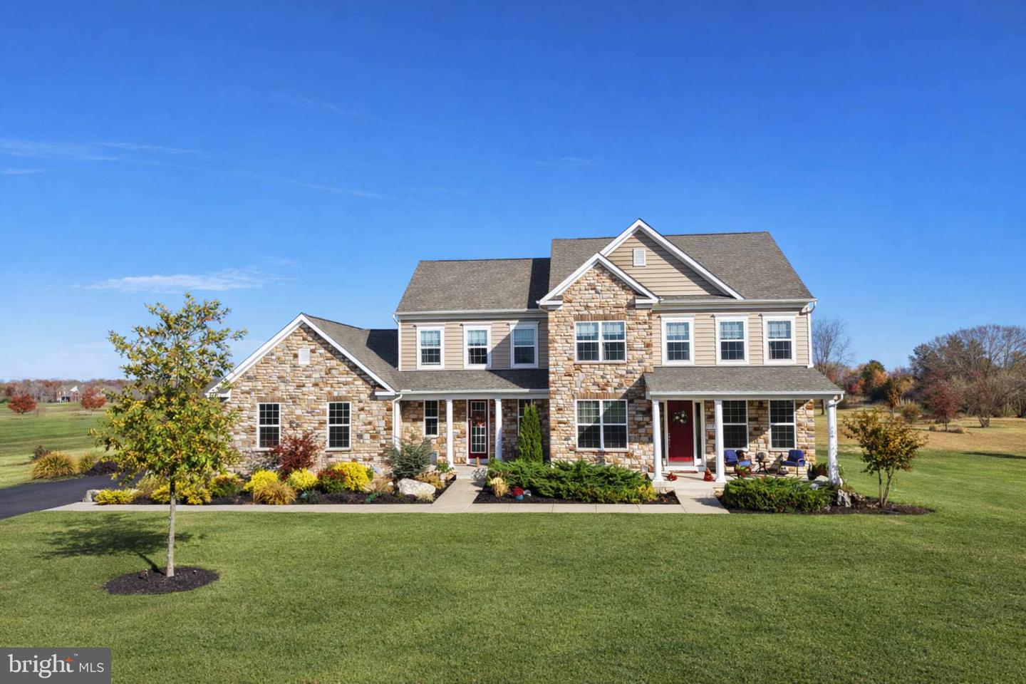 10830 JUSTABOUT FARMS LN, NOKESVILLE, Virginia 20181, 5 Bedrooms Bedrooms, ,4 BathroomsBathrooms,Residential,For sale,10830 JUSTABOUT FARMS LN,VAPW2111474 MLS # VAPW2111474