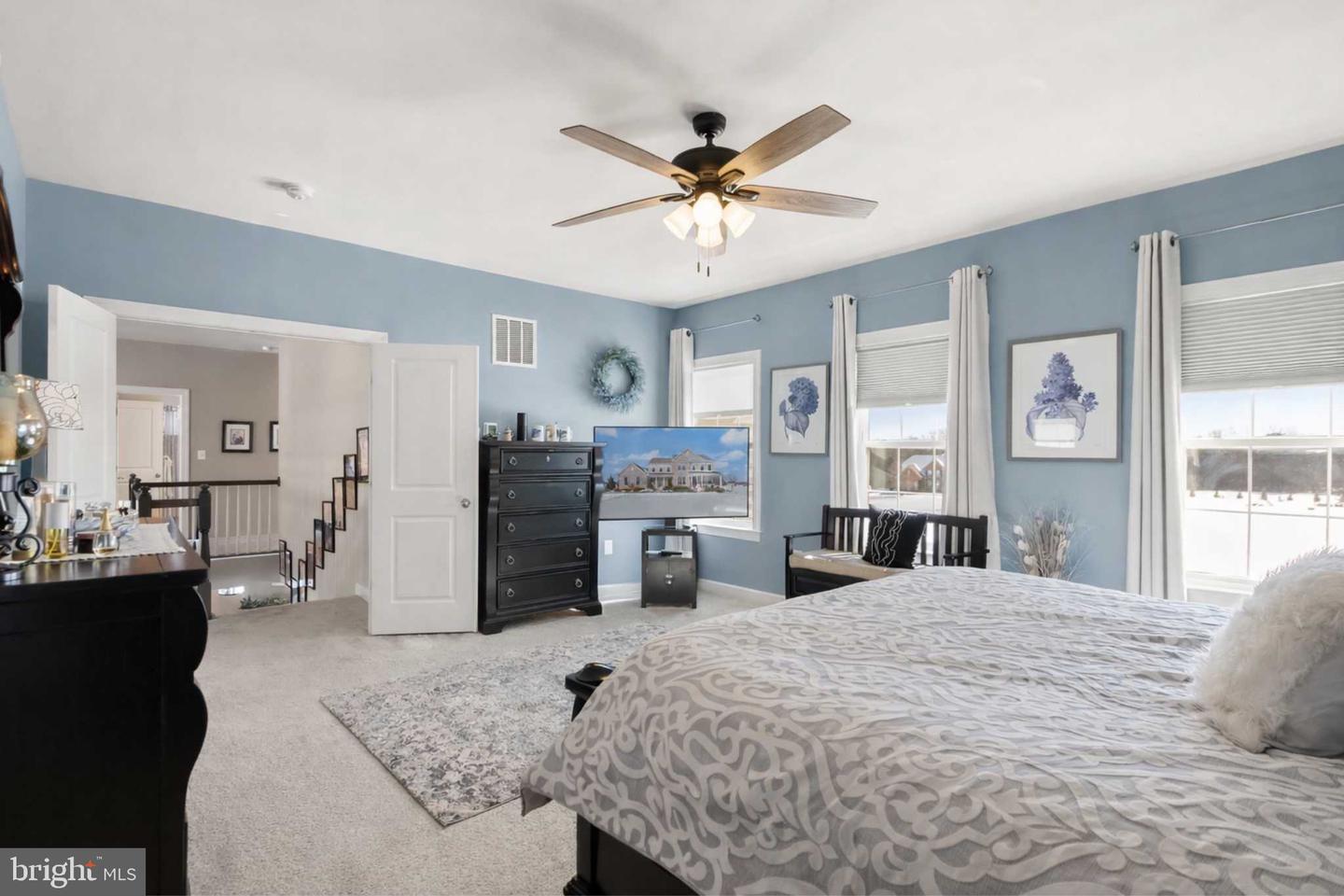 10830 JUSTABOUT FARMS LN, NOKESVILLE, Virginia 20181, 5 Bedrooms Bedrooms, ,4 BathroomsBathrooms,Residential,For sale,10830 JUSTABOUT FARMS LN,VAPW2111474 MLS # VAPW2111474