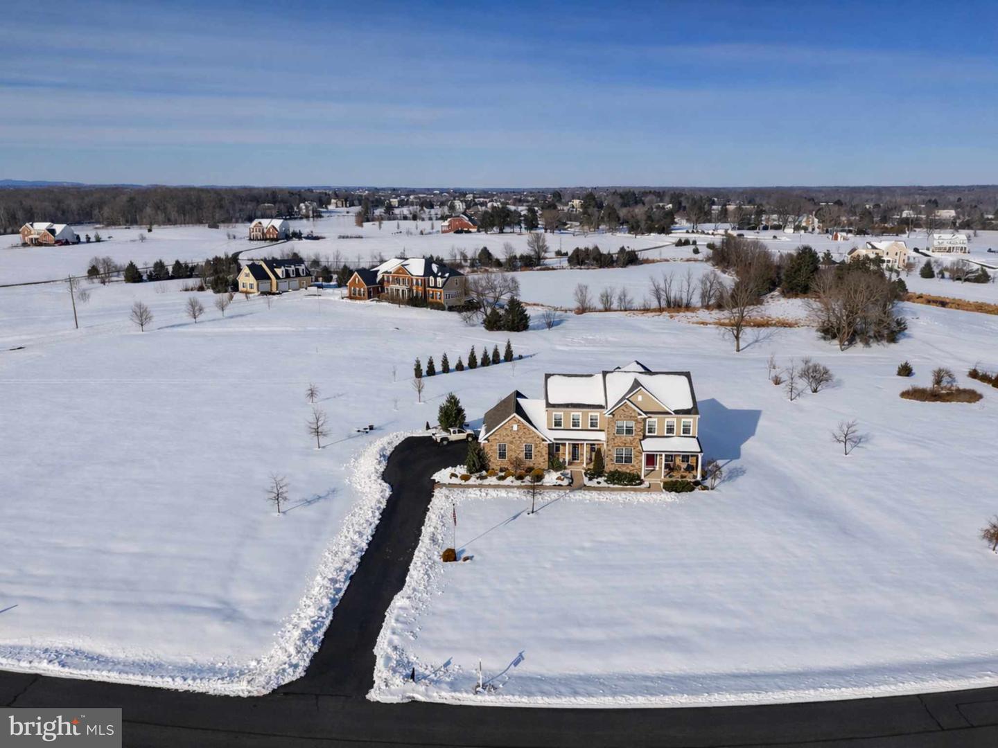 10830 JUSTABOUT FARMS LN, NOKESVILLE, Virginia 20181, 5 Bedrooms Bedrooms, ,4 BathroomsBathrooms,Residential,For sale,10830 JUSTABOUT FARMS LN,VAPW2111474 MLS # VAPW2111474