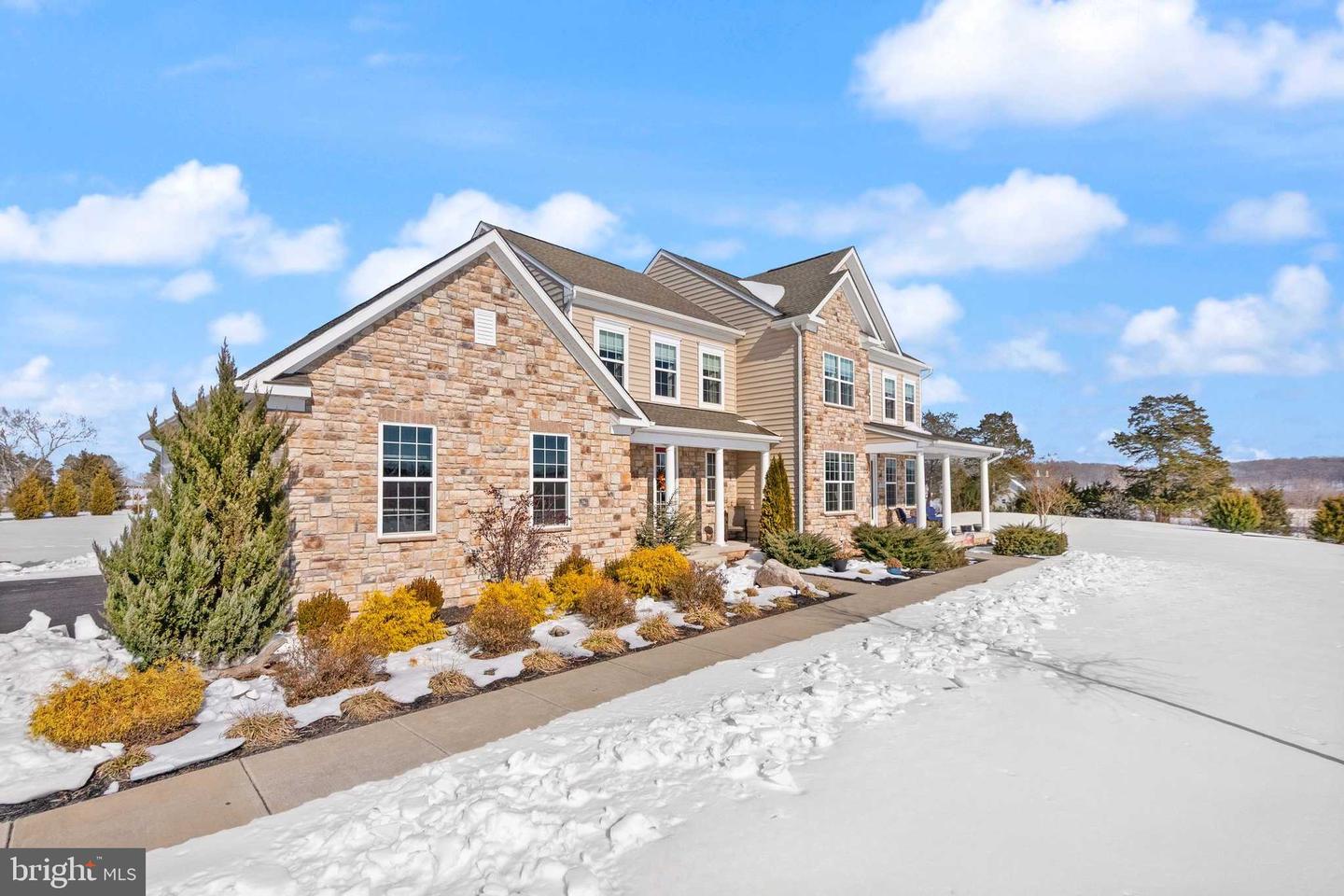 10830 JUSTABOUT FARMS LN, NOKESVILLE, Virginia 20181, 5 Bedrooms Bedrooms, ,4 BathroomsBathrooms,Residential,For sale,10830 JUSTABOUT FARMS LN,VAPW2111474 MLS # VAPW2111474