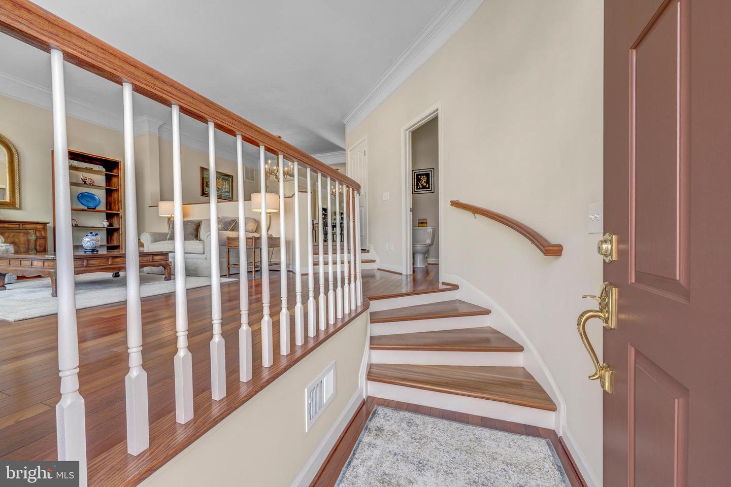 1916 LOGAN MANOR DR, RESTON, Virginia 20190, 3 Bedrooms Bedrooms, ,2 BathroomsBathrooms,Residential,For sale,1916 LOGAN MANOR DR,VAFX2288002 MLS # VAFX2288002