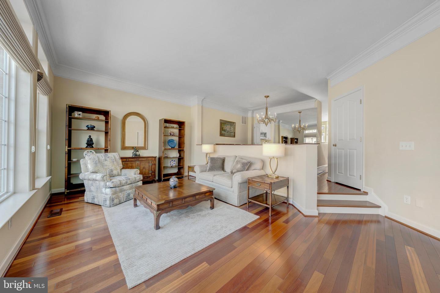 1916 LOGAN MANOR DR, RESTON, Virginia 20190, 3 Bedrooms Bedrooms, ,2 BathroomsBathrooms,Residential,For sale,1916 LOGAN MANOR DR,VAFX2288002 MLS # VAFX2288002