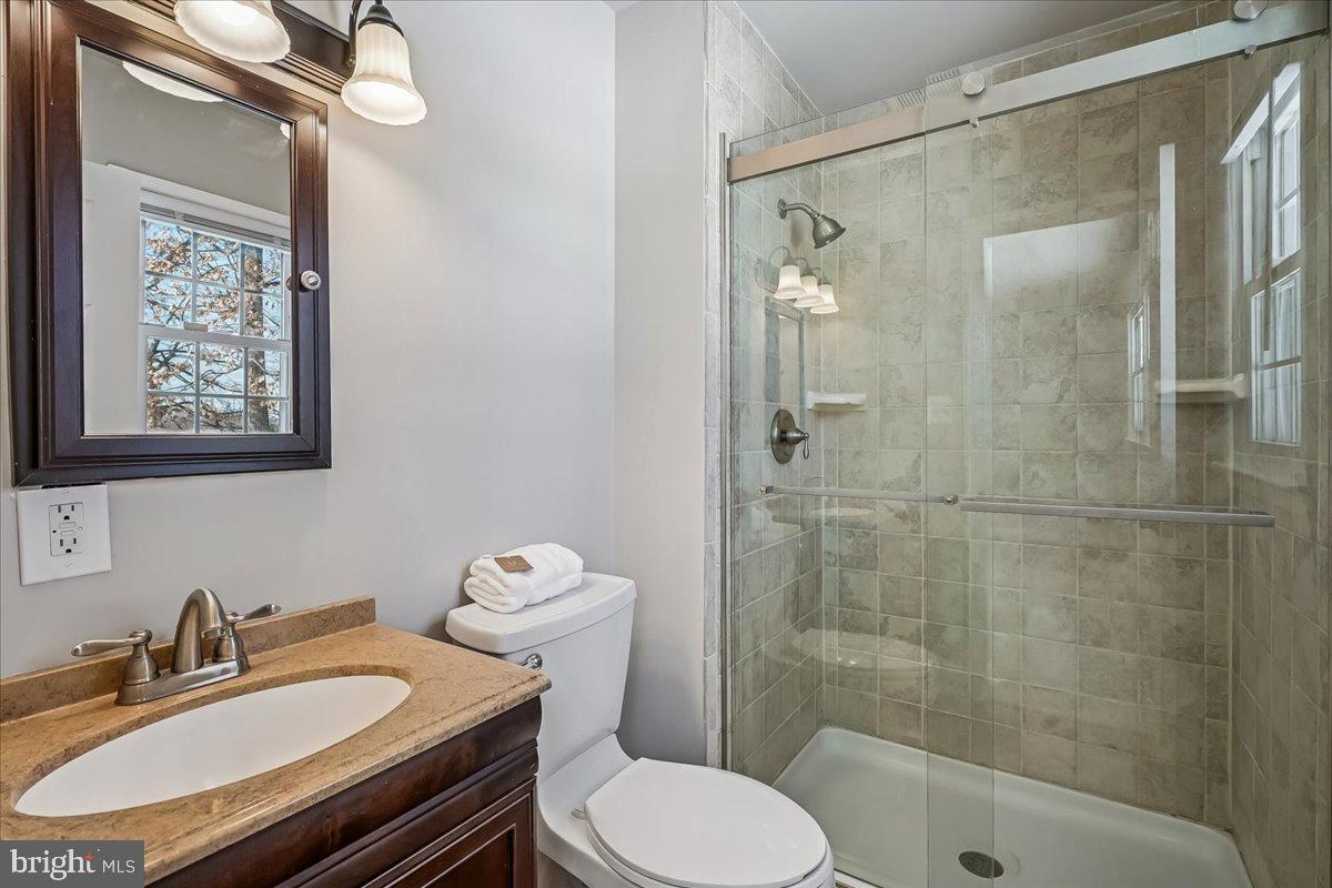 13509 DELANEY RD, WOODBRIDGE, Virginia 22193, 4 Bedrooms Bedrooms, 11 Rooms Rooms,3 BathroomsBathrooms,Residential,For sale,13509 DELANEY RD,VAPW2111484 MLS # VAPW2111484