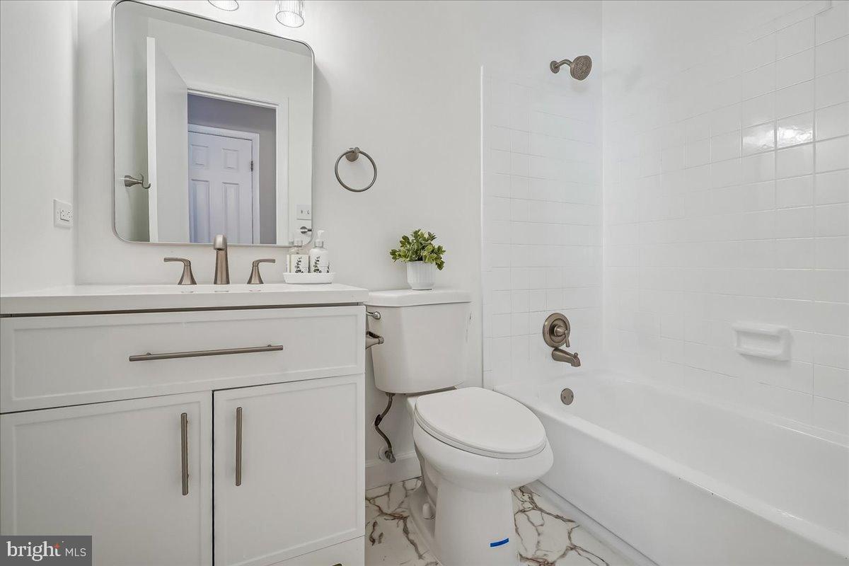 13509 DELANEY RD, WOODBRIDGE, Virginia 22193, 4 Bedrooms Bedrooms, 11 Rooms Rooms,3 BathroomsBathrooms,Residential,For sale,13509 DELANEY RD,VAPW2111484 MLS # VAPW2111484