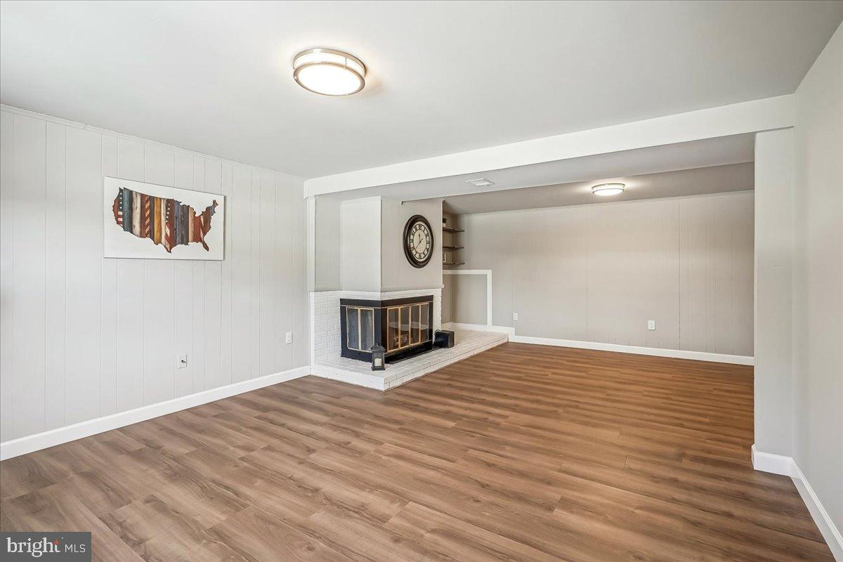 13509 DELANEY RD, WOODBRIDGE, Virginia 22193, 4 Bedrooms Bedrooms, 11 Rooms Rooms,3 BathroomsBathrooms,Residential,For sale,13509 DELANEY RD,VAPW2111484 MLS # VAPW2111484