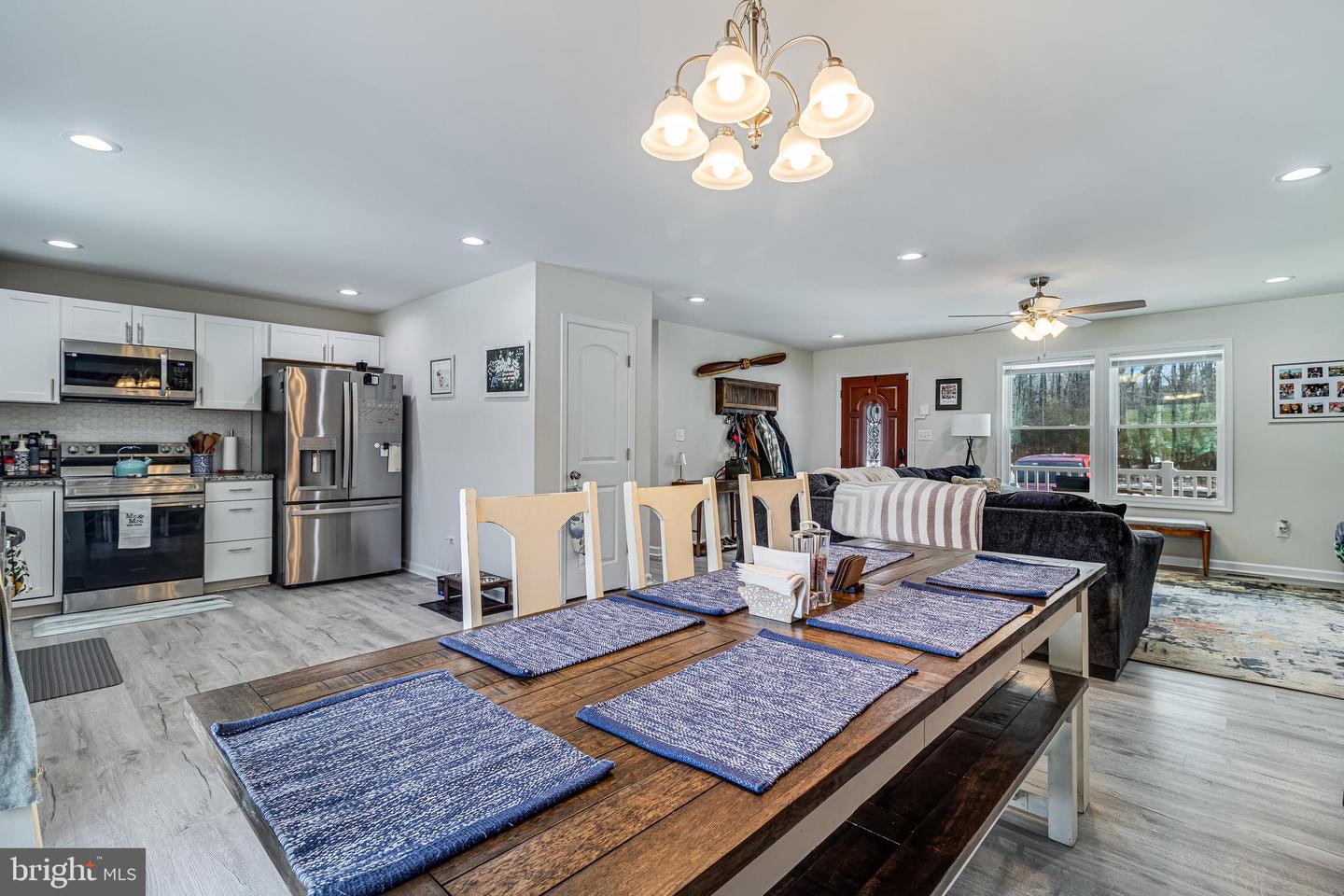 339 AZURE DR, COLONIAL BEACH, Virginia 22443, 3 Bedrooms Bedrooms, ,2 BathroomsBathrooms,Residential,For sale,339 AZURE DR,VAWE2010446 MLS # VAWE2010446