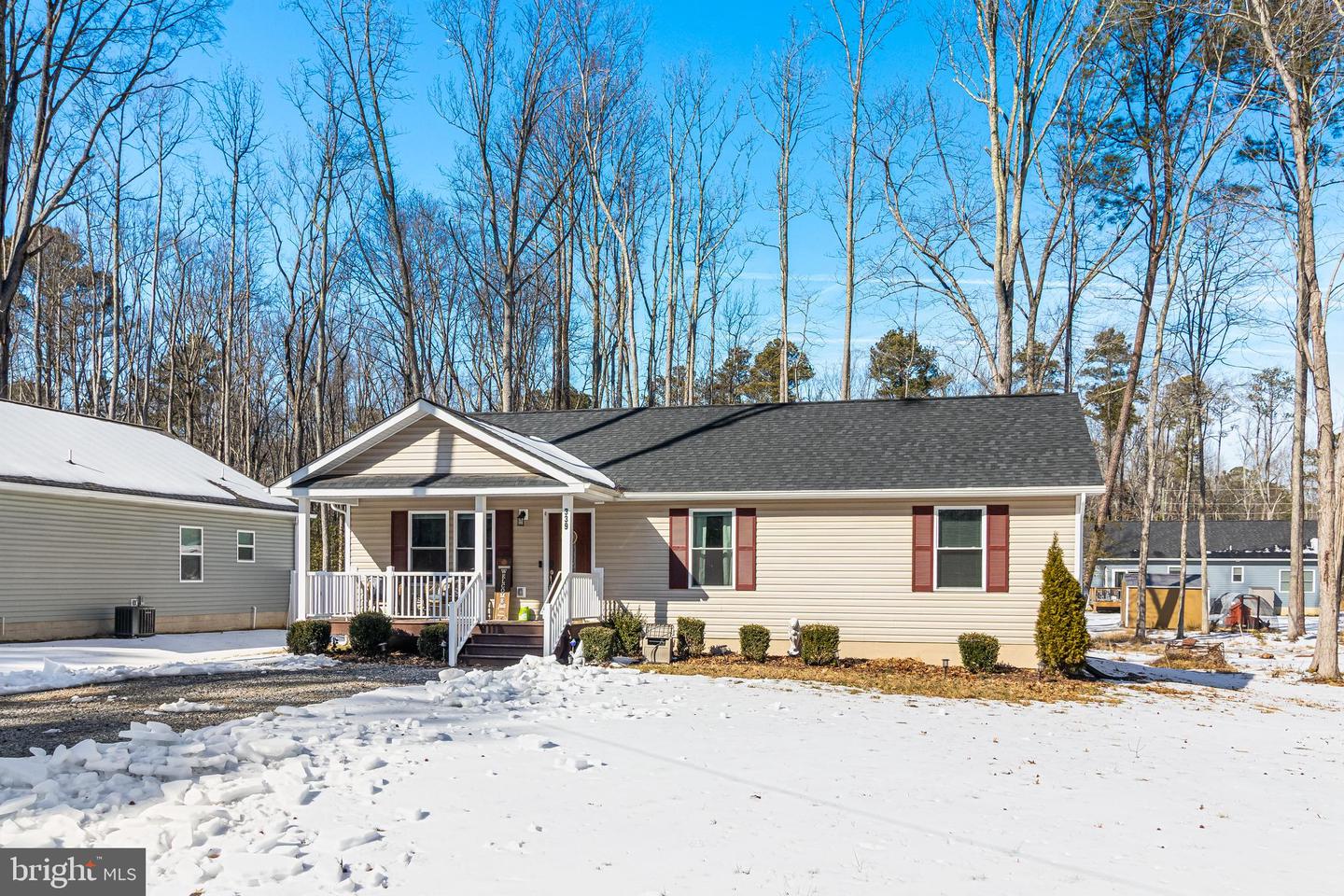 339 AZURE DR, COLONIAL BEACH, Virginia 22443, 3 Bedrooms Bedrooms, ,2 BathroomsBathrooms,Residential,For sale,339 AZURE DR,VAWE2010446 MLS # VAWE2010446