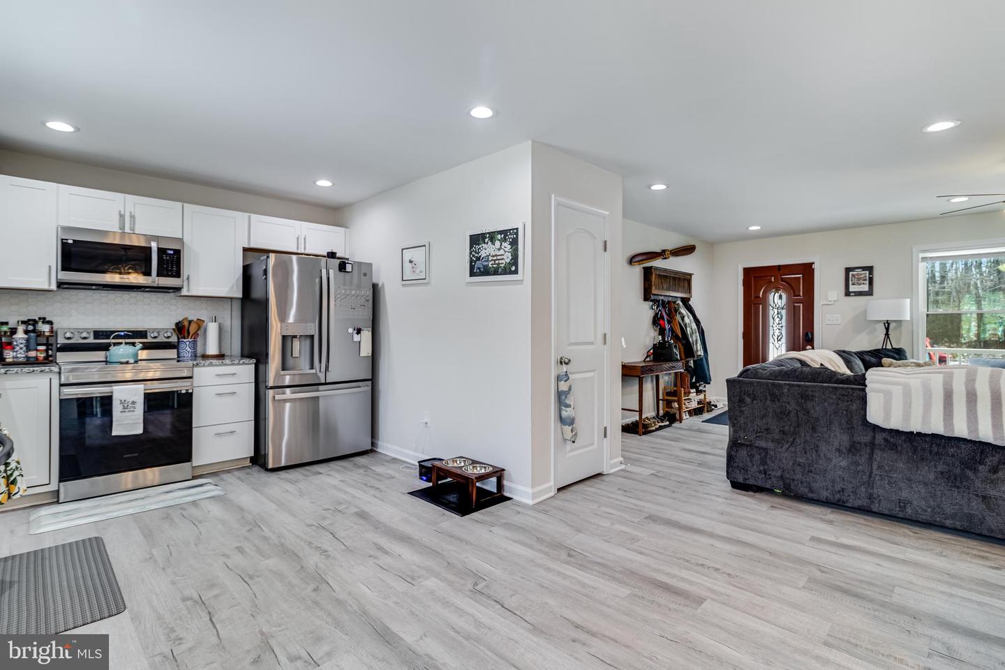 339 AZURE DR, COLONIAL BEACH, Virginia 22443, 3 Bedrooms Bedrooms, ,2 BathroomsBathrooms,Residential,For sale,339 AZURE DR,VAWE2010446 MLS # VAWE2010446