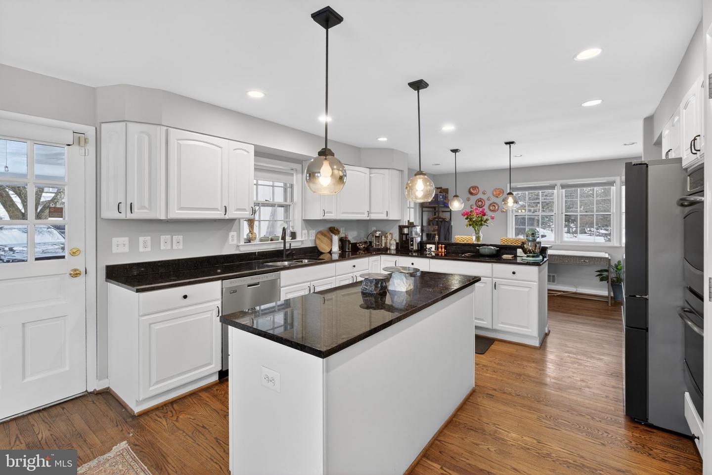 2849 HIDEAWAY RD, FAIRFAX, Virginia 22031, 5 Bedrooms Bedrooms, ,4 BathroomsBathrooms,Residential,For sale,2849 HIDEAWAY RD,VAFX2288048 MLS # VAFX2288048