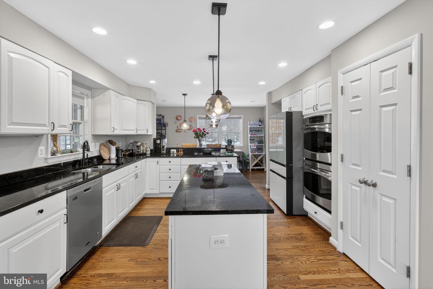 2849 HIDEAWAY RD, FAIRFAX, Virginia 22031, 5 Bedrooms Bedrooms, ,4 BathroomsBathrooms,Residential,For sale,2849 HIDEAWAY RD,VAFX2288048 MLS # VAFX2288048