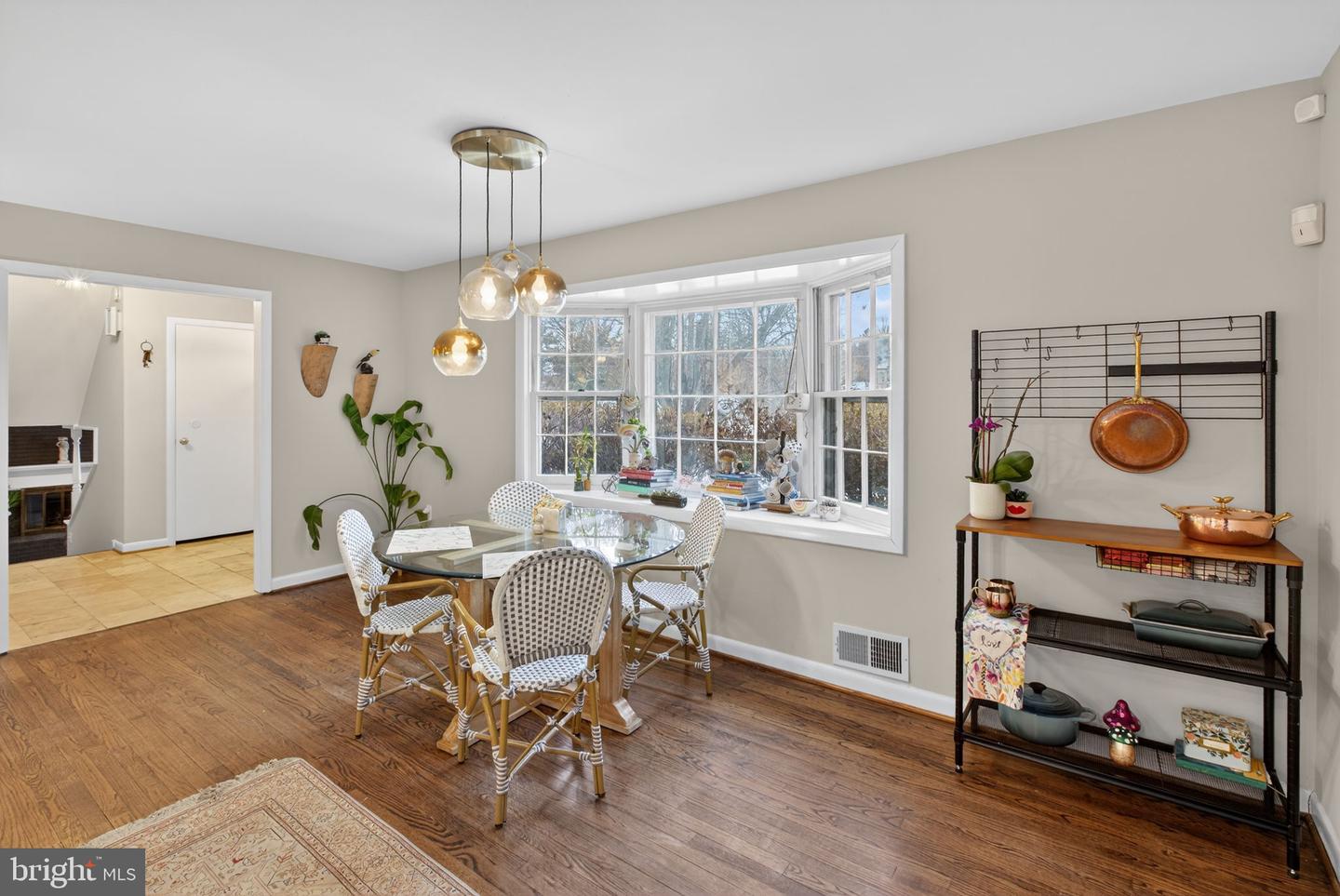 2849 HIDEAWAY RD, FAIRFAX, Virginia 22031, 5 Bedrooms Bedrooms, ,4 BathroomsBathrooms,Residential,For sale,2849 HIDEAWAY RD,VAFX2288048 MLS # VAFX2288048