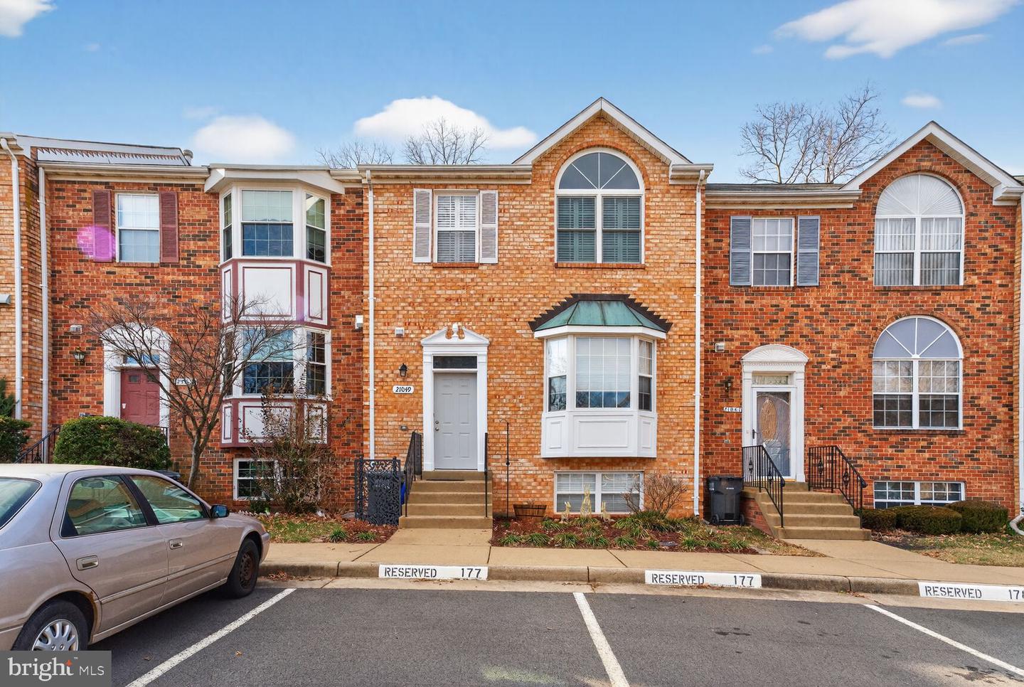 21049 SEMBLANCE DR, STERLING, Virginia 20164, 4 Bedrooms Bedrooms, ,3 BathroomsBathrooms,Residential,For sale,21049 SEMBLANCE DR,VALO2114920 MLS # VALO2114920