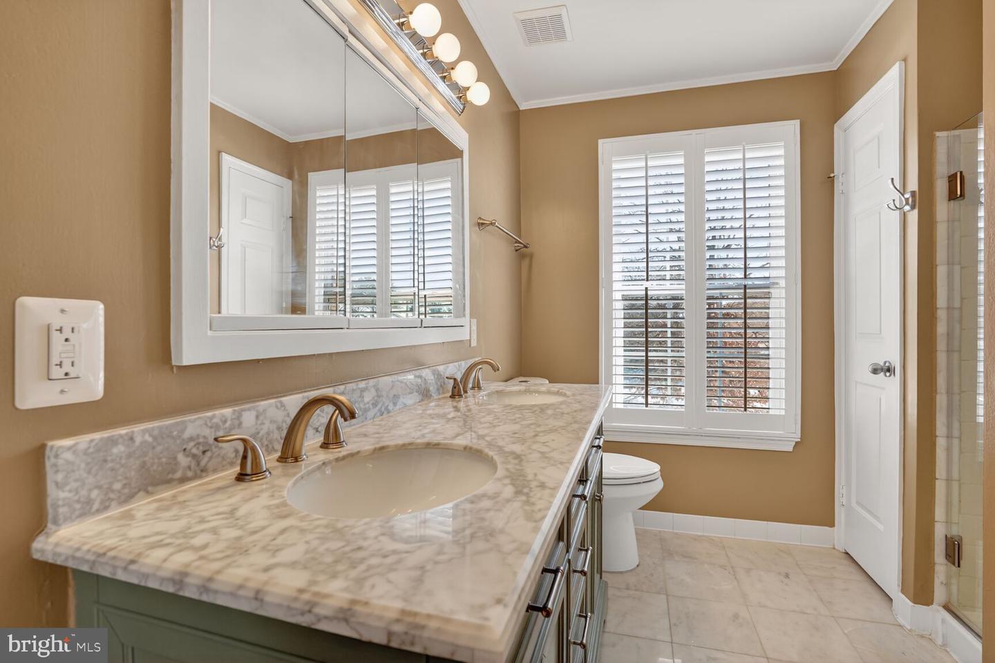 21049 SEMBLANCE DR, STERLING, Virginia 20164, 4 Bedrooms Bedrooms, ,3 BathroomsBathrooms,Residential,For sale,21049 SEMBLANCE DR,VALO2114920 MLS # VALO2114920