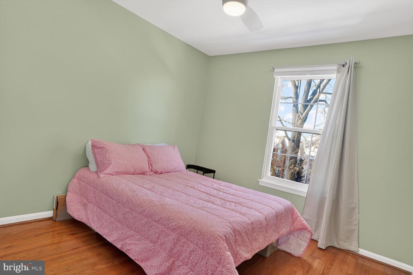 21049 SEMBLANCE DR, STERLING, Virginia 20164, 4 Bedrooms Bedrooms, ,3 BathroomsBathrooms,Residential,For sale,21049 SEMBLANCE DR,VALO2114920 MLS # VALO2114920