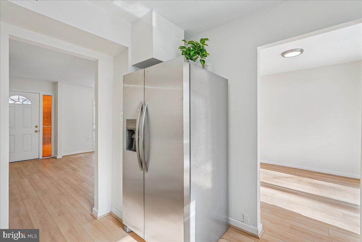 2315 EMERALD HEIGHTS CT, RESTON, Virginia 20191, 3 Bedrooms Bedrooms, ,2 BathroomsBathrooms,Residential,For sale,2315 EMERALD HEIGHTS CT,VAFX2288080 MLS # VAFX2288080