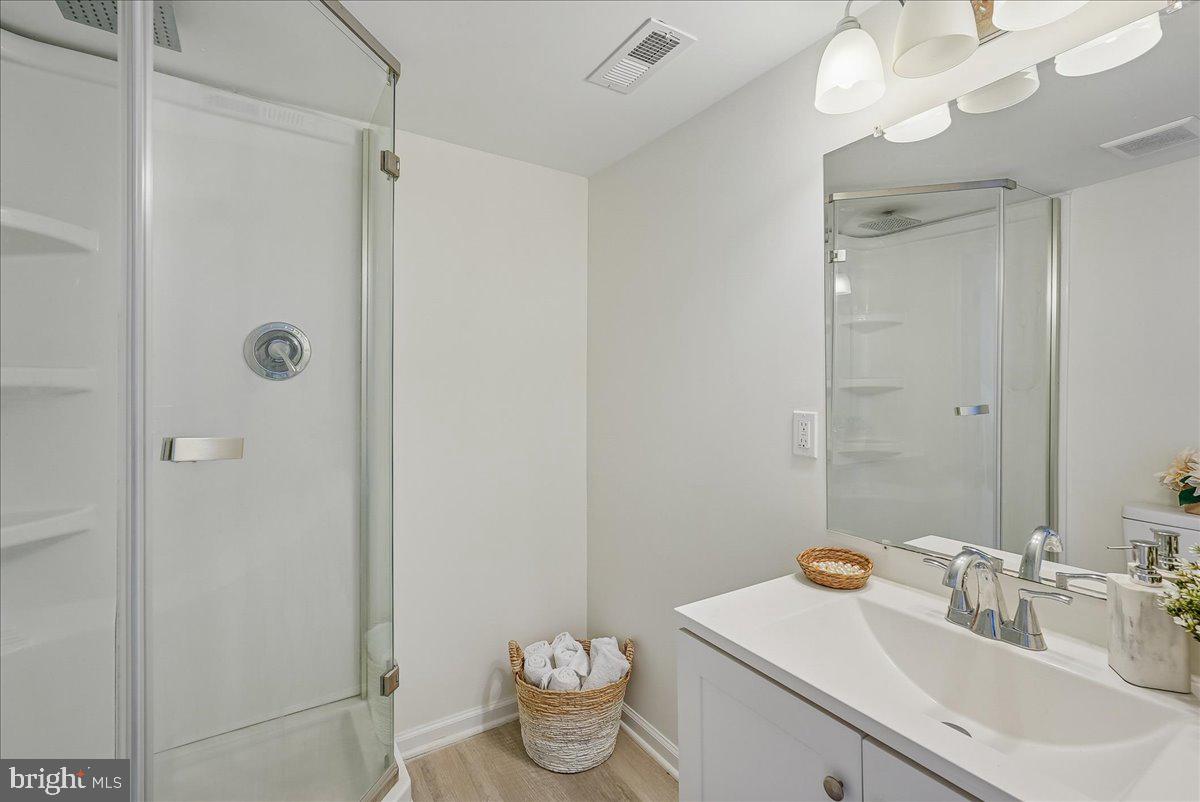 2315 EMERALD HEIGHTS CT, RESTON, Virginia 20191, 3 Bedrooms Bedrooms, ,2 BathroomsBathrooms,Residential,For sale,2315 EMERALD HEIGHTS CT,VAFX2288080 MLS # VAFX2288080