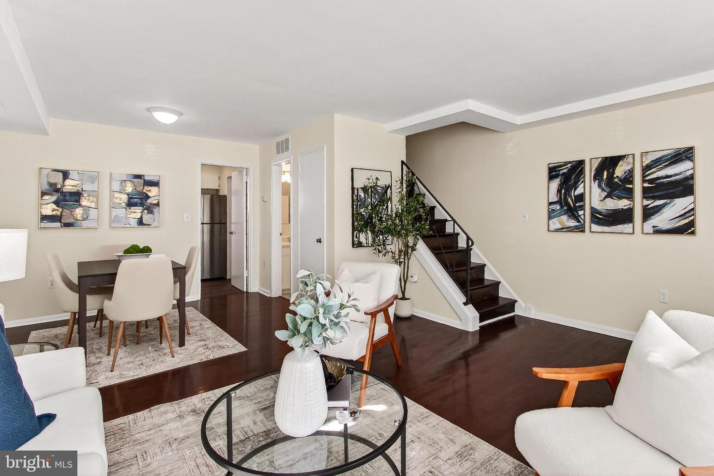 3827 KELLER AVE, ALEXANDRIA, Virginia 22302, 2 Bedrooms Bedrooms, 6 Rooms Rooms,1 BathroomBathrooms,Residential,For sale,3827 KELLER AVE,VAAX2053648 MLS # VAAX2053648