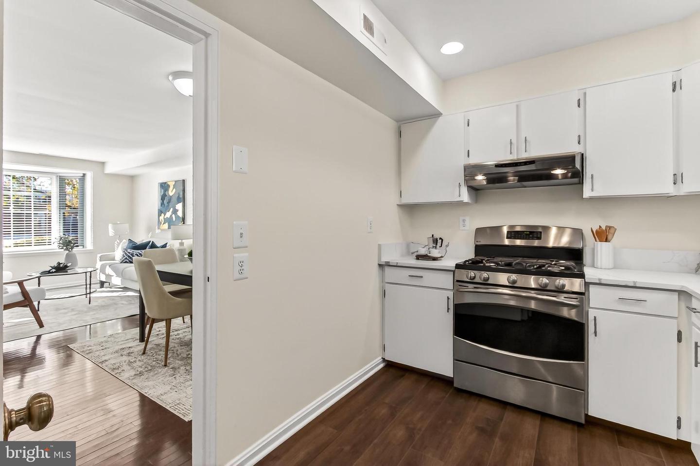 3827 KELLER AVE, ALEXANDRIA, Virginia 22302, 2 Bedrooms Bedrooms, 6 Rooms Rooms,1 BathroomBathrooms,Residential,For sale,3827 KELLER AVE,VAAX2053648 MLS # VAAX2053648