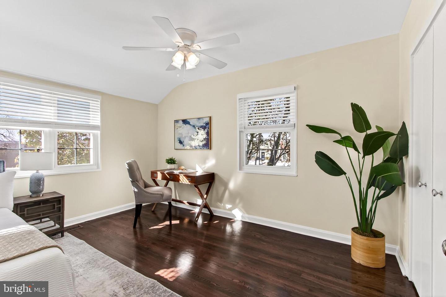 3827 KELLER AVE, ALEXANDRIA, Virginia 22302, 2 Bedrooms Bedrooms, 6 Rooms Rooms,1 BathroomBathrooms,Residential,For sale,3827 KELLER AVE,VAAX2053648 MLS # VAAX2053648