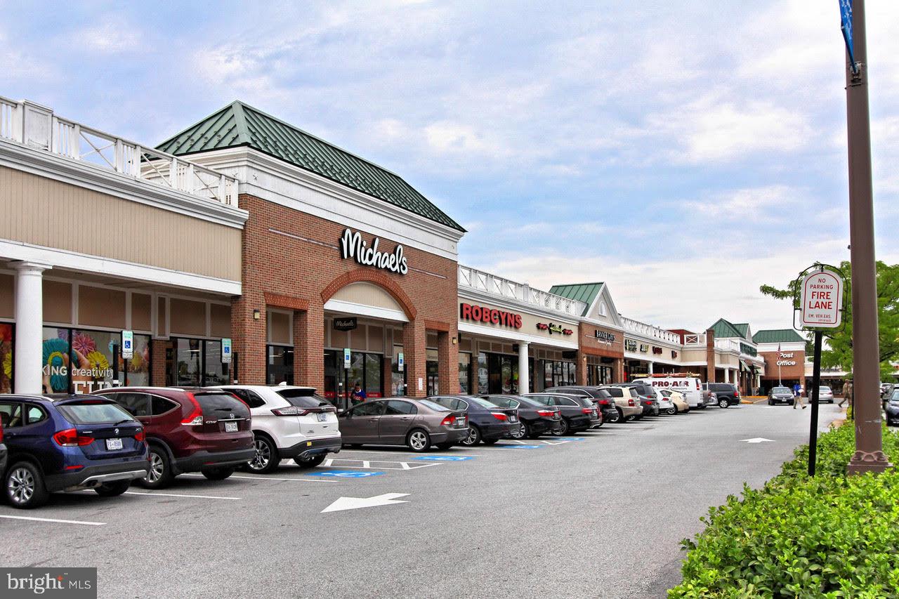 3827 KELLER AVE, ALEXANDRIA, Virginia 22302, 2 Bedrooms Bedrooms, 6 Rooms Rooms,1 BathroomBathrooms,Residential,For sale,3827 KELLER AVE,VAAX2053648 MLS # VAAX2053648