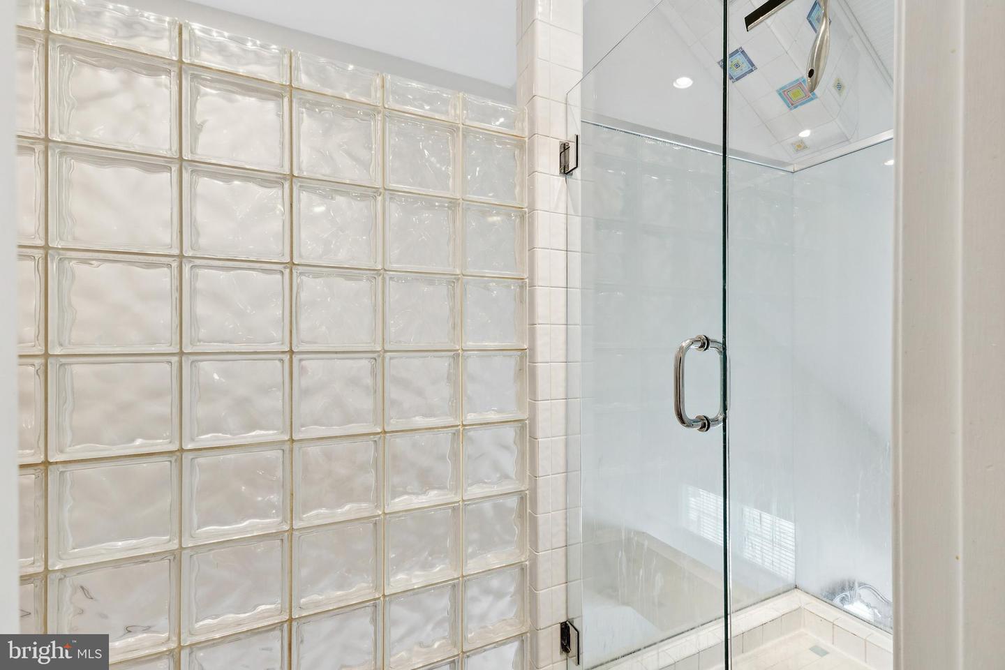 1293 VINTAGE PL, RESTON, Virginia 20194, 2 Bedrooms Bedrooms, ,3 BathroomsBathrooms,Residential,For sale,1293 VINTAGE PL,VAFX2288110 MLS # VAFX2288110