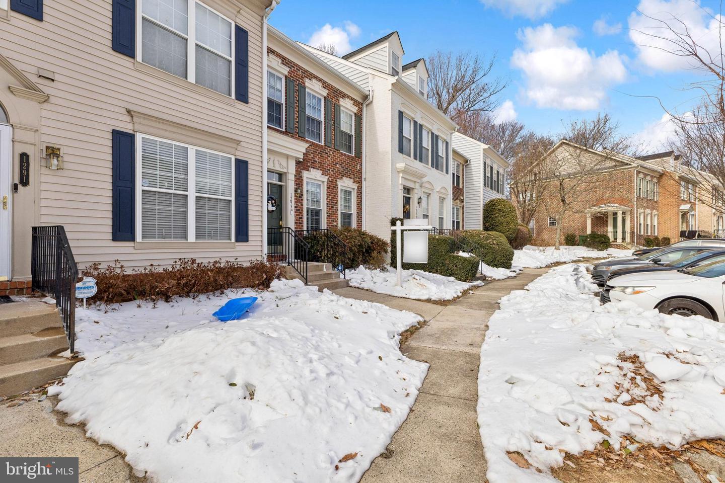 1293 VINTAGE PL, RESTON, Virginia 20194, 2 Bedrooms Bedrooms, ,3 BathroomsBathrooms,Residential,For sale,1293 VINTAGE PL,VAFX2288110 MLS # VAFX2288110