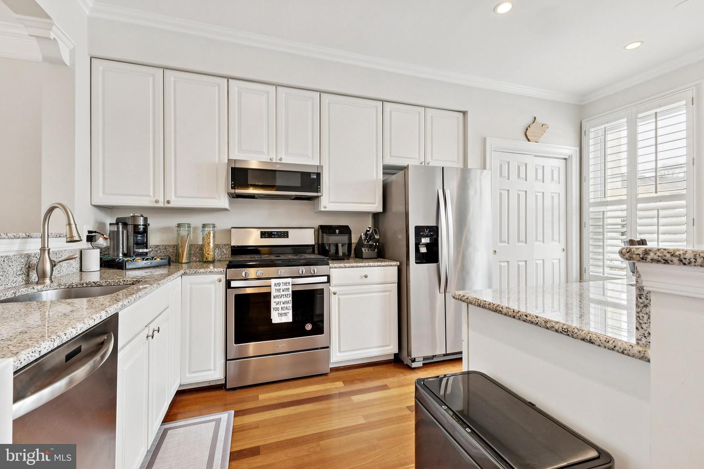 1293 VINTAGE PL, RESTON, Virginia 20194, 2 Bedrooms Bedrooms, ,3 BathroomsBathrooms,Residential,For sale,1293 VINTAGE PL,VAFX2288110 MLS # VAFX2288110