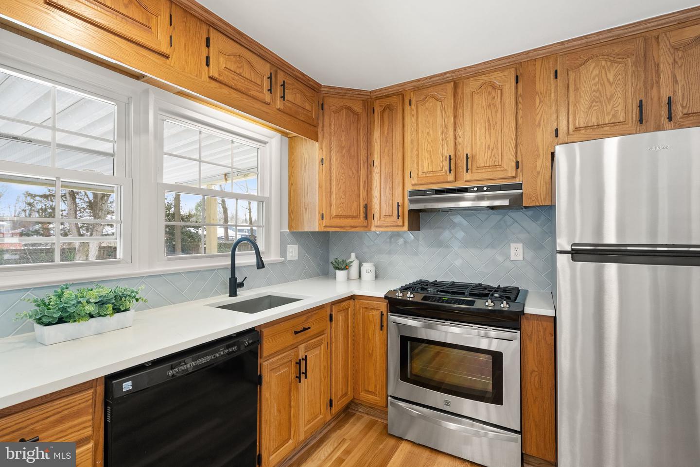 4217 ALCOTT ST, ALEXANDRIA, Virginia 22309, 3 Bedrooms Bedrooms, ,2 BathroomsBathrooms,Residential,For sale,4217 ALCOTT ST,VAFX2288122 MLS # VAFX2288122