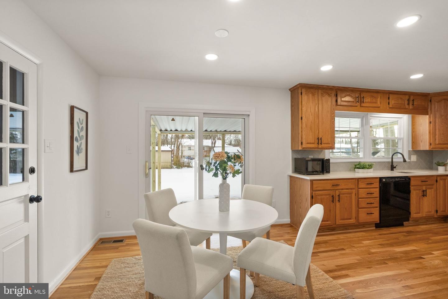 4217 ALCOTT ST, ALEXANDRIA, Virginia 22309, 3 Bedrooms Bedrooms, ,2 BathroomsBathrooms,Residential,For sale,4217 ALCOTT ST,VAFX2288122 MLS # VAFX2288122