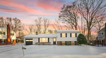 4217 ALCOTT ST, ALEXANDRIA, Virginia 22309, 3 Bedrooms Bedrooms, ,2 BathroomsBathrooms,Residential,For sale,4217 ALCOTT ST,VAFX2288122 MLS # VAFX2288122