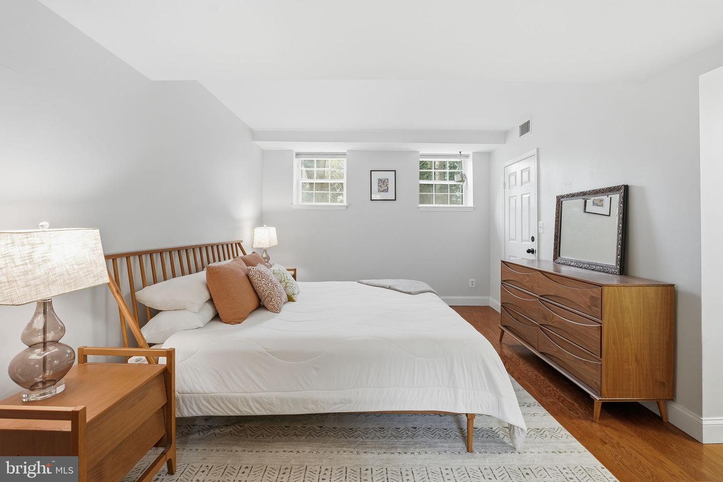 3420 38TH ST NW #B416, WASHINGTON, District Of Columbia 20016, 1 Bedroom Bedrooms, 5 Rooms Rooms,1 BathroomBathrooms,Residential,For sale,3420 38TH ST NW #B416,DCDC2243864 MLS # DCDC2243864