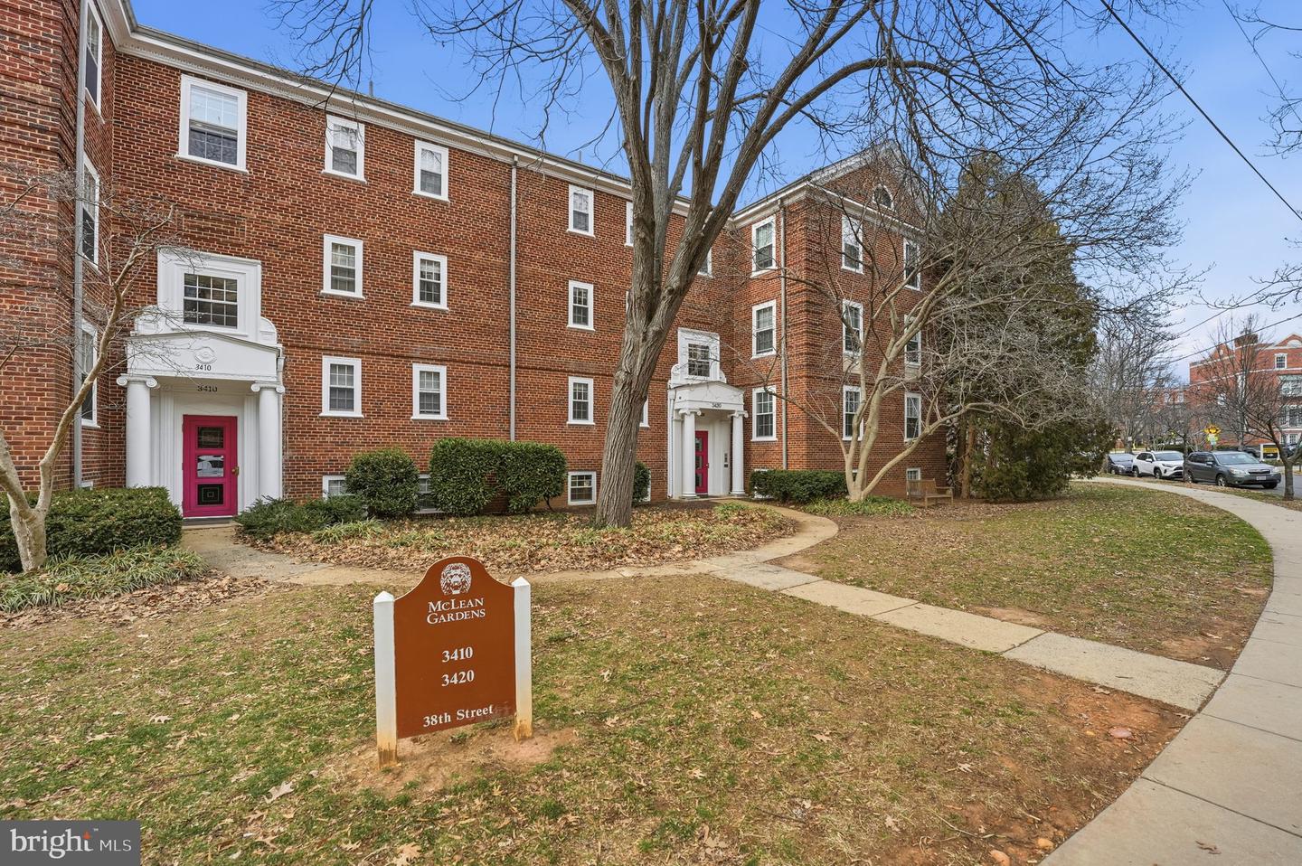 3420 38TH ST NW #B416, WASHINGTON, District Of Columbia 20016, 1 Bedroom Bedrooms, 5 Rooms Rooms,1 BathroomBathrooms,Residential,For sale,3420 38TH ST NW #B416,DCDC2243864 MLS # DCDC2243864