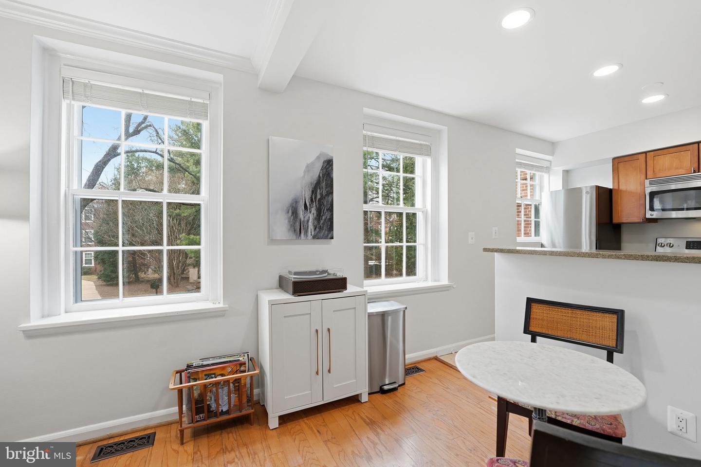 3420 38TH ST NW #B416, WASHINGTON, District Of Columbia 20016, 1 Bedroom Bedrooms, 5 Rooms Rooms,1 BathroomBathrooms,Residential,For sale,3420 38TH ST NW #B416,DCDC2243864 MLS # DCDC2243864