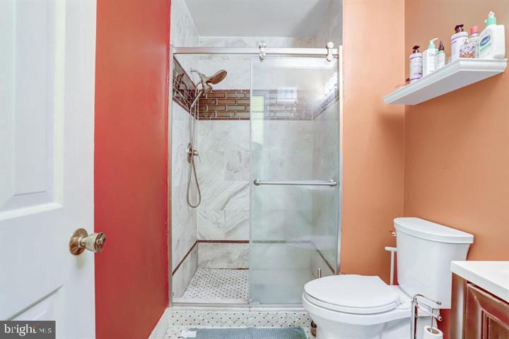 6613 ELDER AVE, SPRINGFIELD, Virginia 22150, 5 Bedrooms Bedrooms, ,3 BathroomsBathrooms,Residential,For sale,6613 ELDER AVE,VAFX2288482 MLS # VAFX2288482