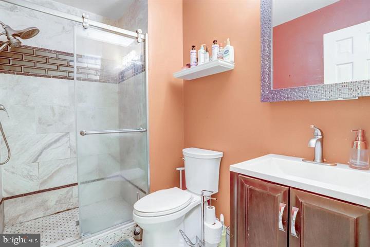 6613 ELDER AVE, SPRINGFIELD, Virginia 22150, 5 Bedrooms Bedrooms, ,3 BathroomsBathrooms,Residential,For sale,6613 ELDER AVE,VAFX2288482 MLS # VAFX2288482