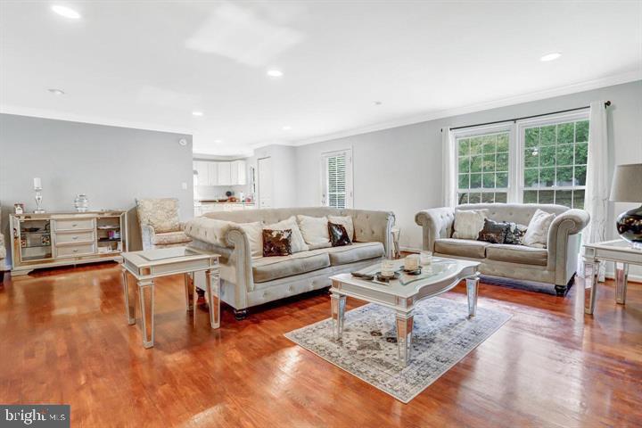 6613 ELDER AVE, SPRINGFIELD, Virginia 22150, 5 Bedrooms Bedrooms, ,3 BathroomsBathrooms,Residential,For sale,6613 ELDER AVE,VAFX2288482 MLS # VAFX2288482