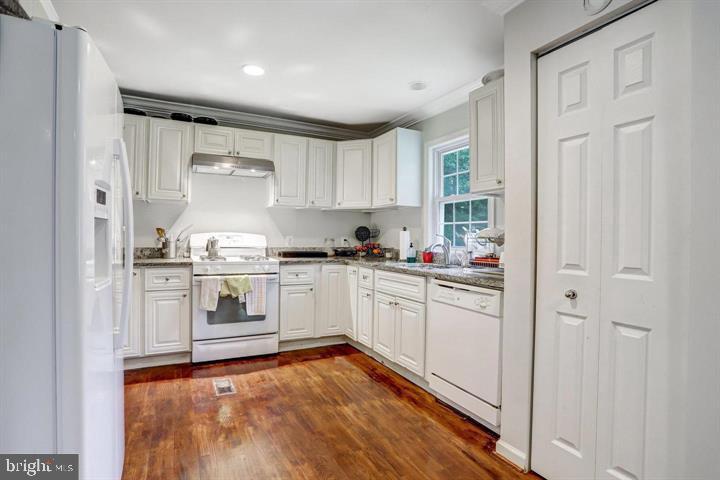 6613 ELDER AVE, SPRINGFIELD, Virginia 22150, 5 Bedrooms Bedrooms, ,3 BathroomsBathrooms,Residential,For sale,6613 ELDER AVE,VAFX2288482 MLS # VAFX2288482