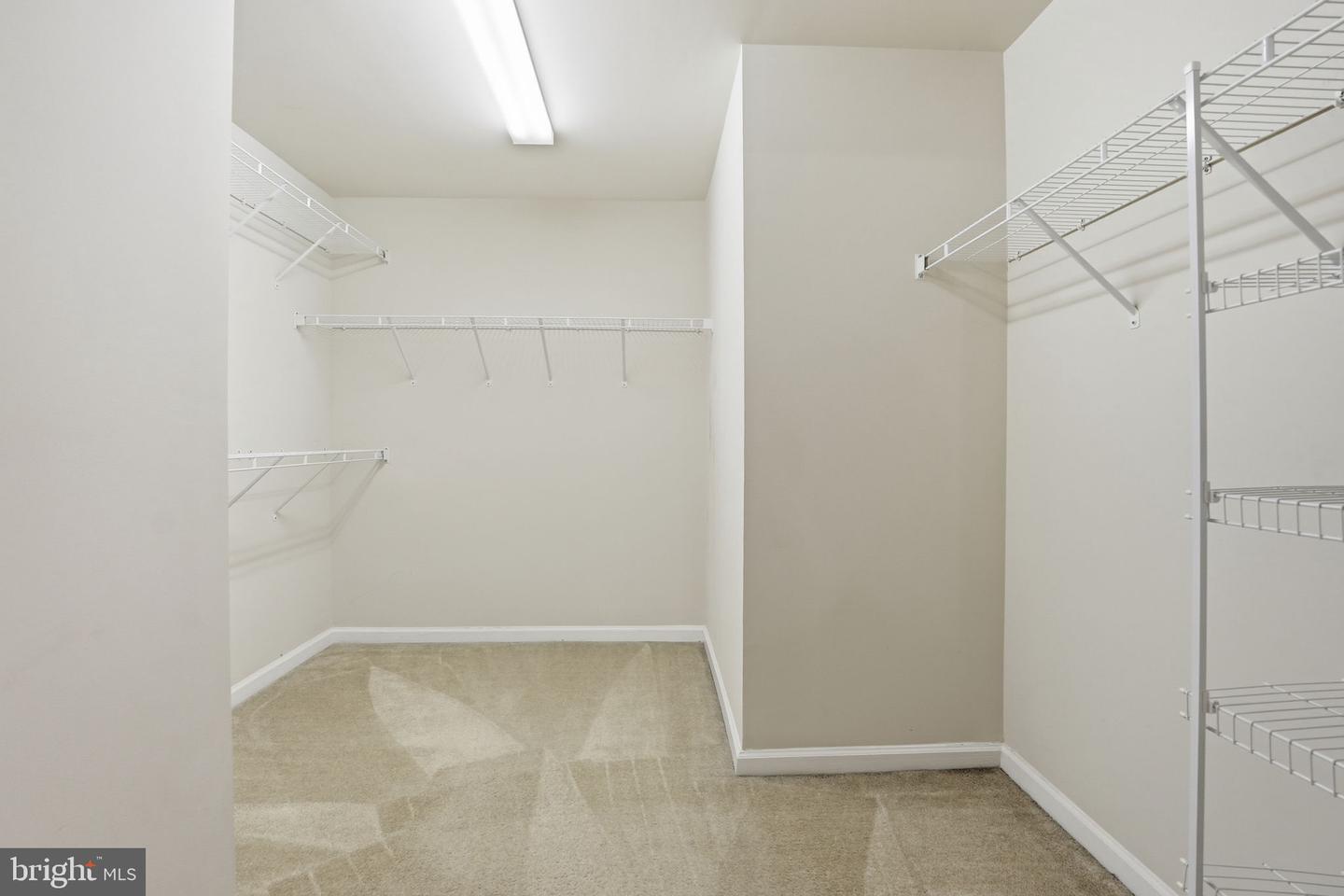 2951 FINSBURY PL #97, FAIRFAX, Virginia 22031, 2 Bedrooms Bedrooms, ,2 BathroomsBathrooms,Residential,For sale,2951 FINSBURY PL #97,VAFX2288704 MLS # VAFX2288704